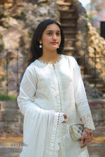 Pure Elegance White Embroidered 3 Pcs Suit
