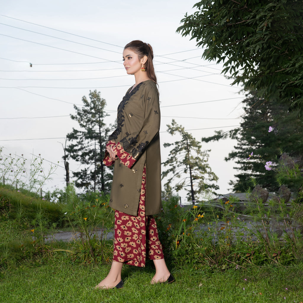 Olive Green Fully Embroidered 2-Piece Winter Luxe Pret