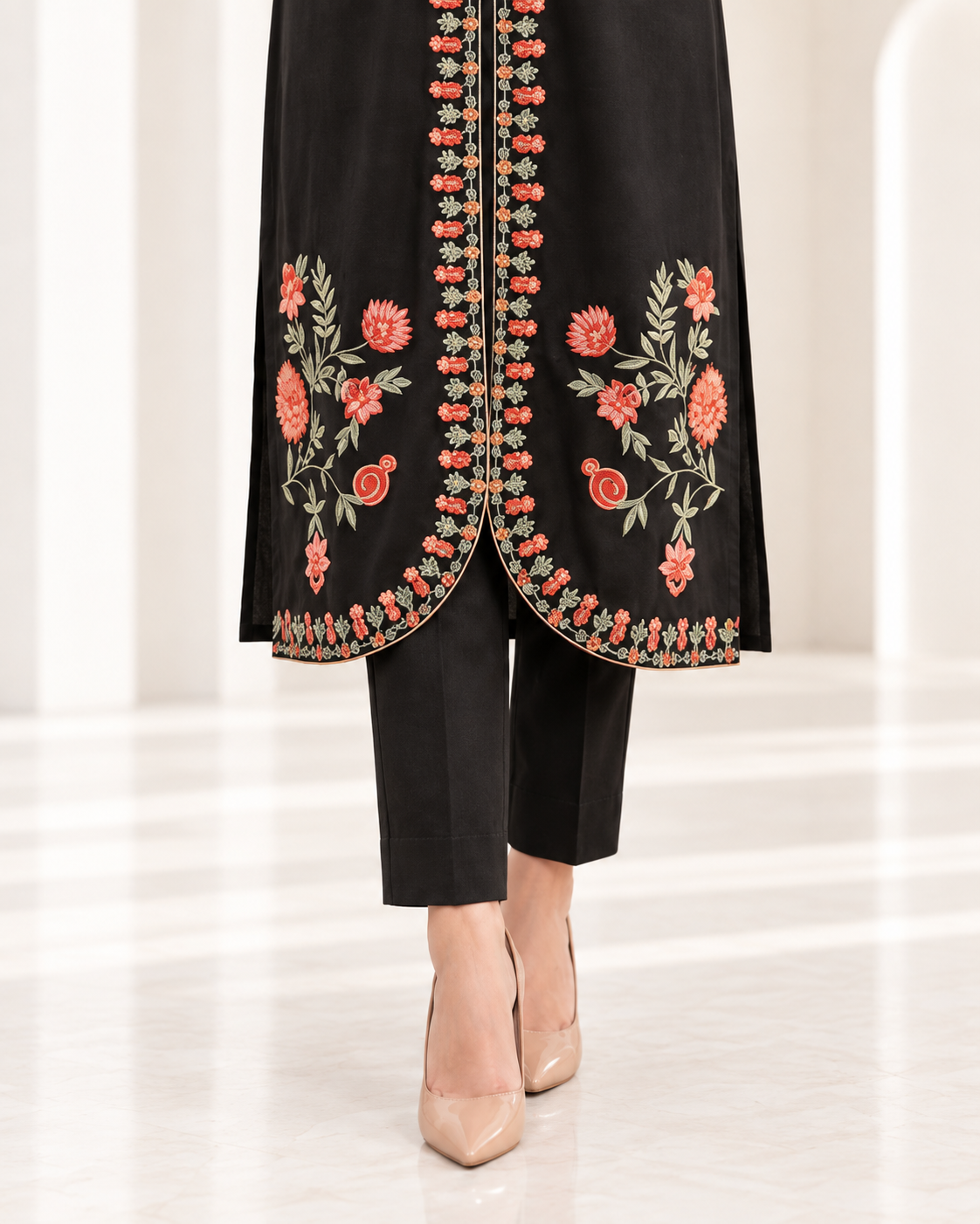 Midnight Gold Ready To Wear Embroidered Viscose Kaftan | SDVL-03