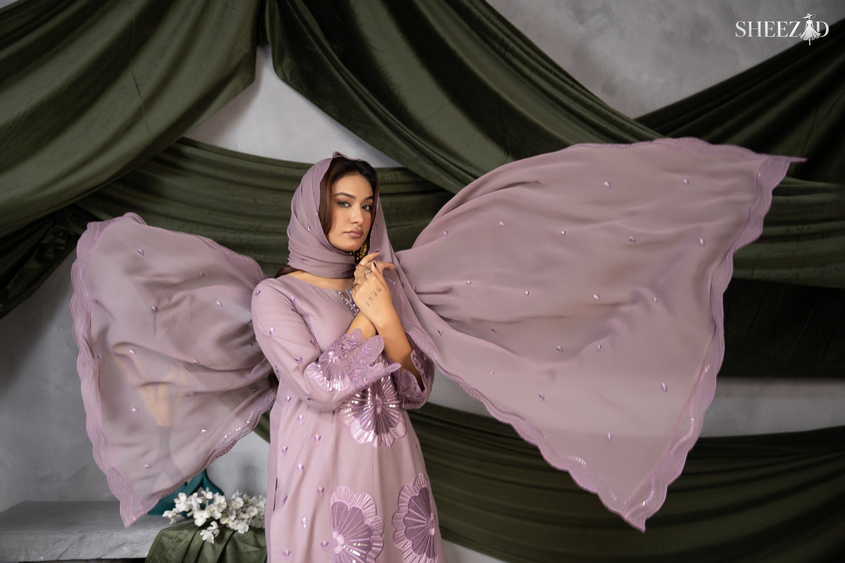 Lilac Embroidered Lawn Suit With Chiffon Dupatta