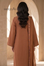 Cinnamon Bloom – 3 Piece Embroidered Lawn Suit