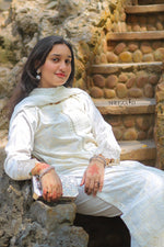 Pure Elegance White Embroidered 3 Pcs Suit