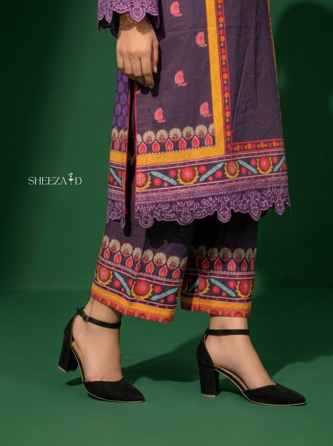 Luxe Amara 3-Piece Suit | Luxury Printed Lawn SD-PA3-0007